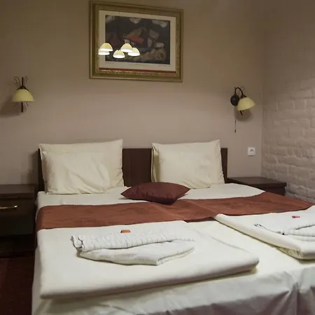 Prenociste Piccolina 3* Sombor