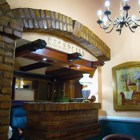 Prenociste Piccolina 3*