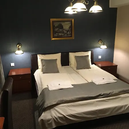 Prenociste Piccolina 3*